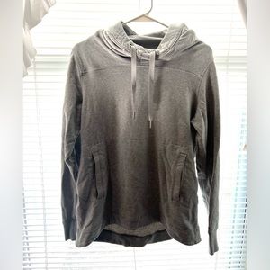 LULULEMON SWEATSHIRT